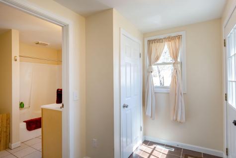 869 Lewiston Road Topsham ME 04086