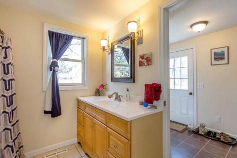 869 Lewiston Road Topsham ME 04086