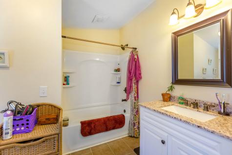 869 Lewiston Road Topsham ME 04086