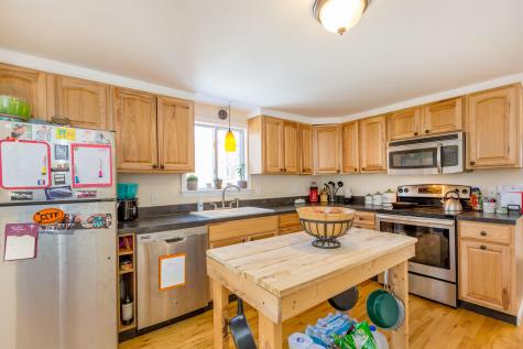 869 Lewiston Road Topsham ME 04086