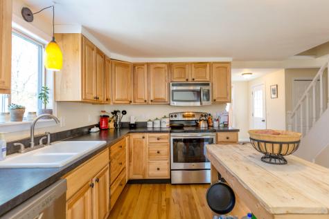 869 Lewiston Road Topsham ME 04086