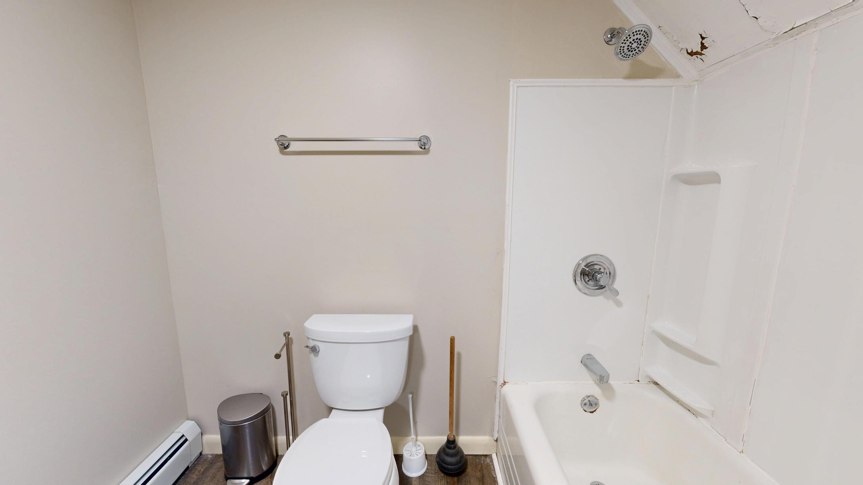 422 College Street Lewiston ME 04240