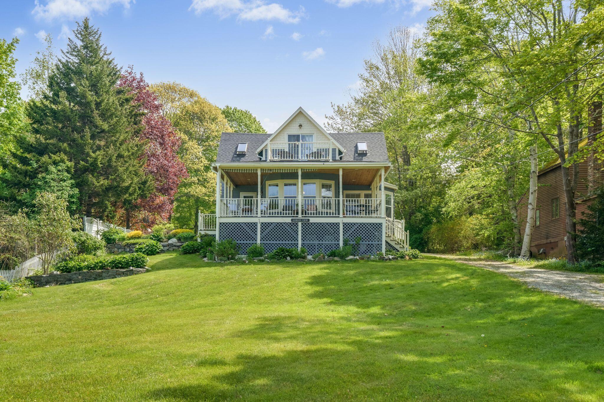 367 Island Avenue Portland ME 04108