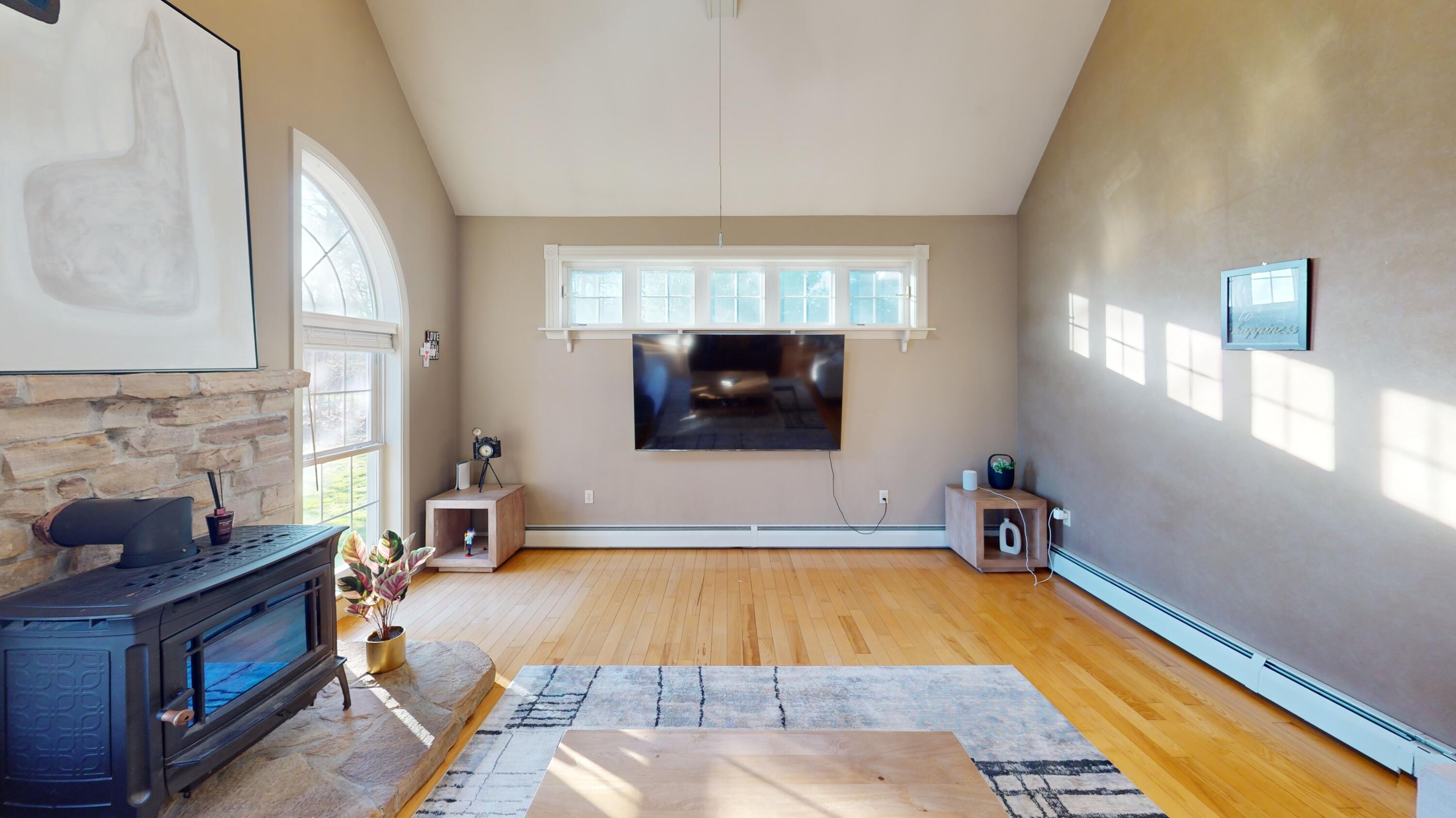 21 Longmeadow Drive Veazie ME 04401