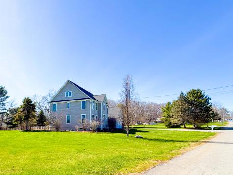 21 Longmeadow Drive Veazie ME 04401