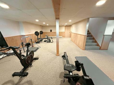 21 Longmeadow Drive Veazie ME 04401