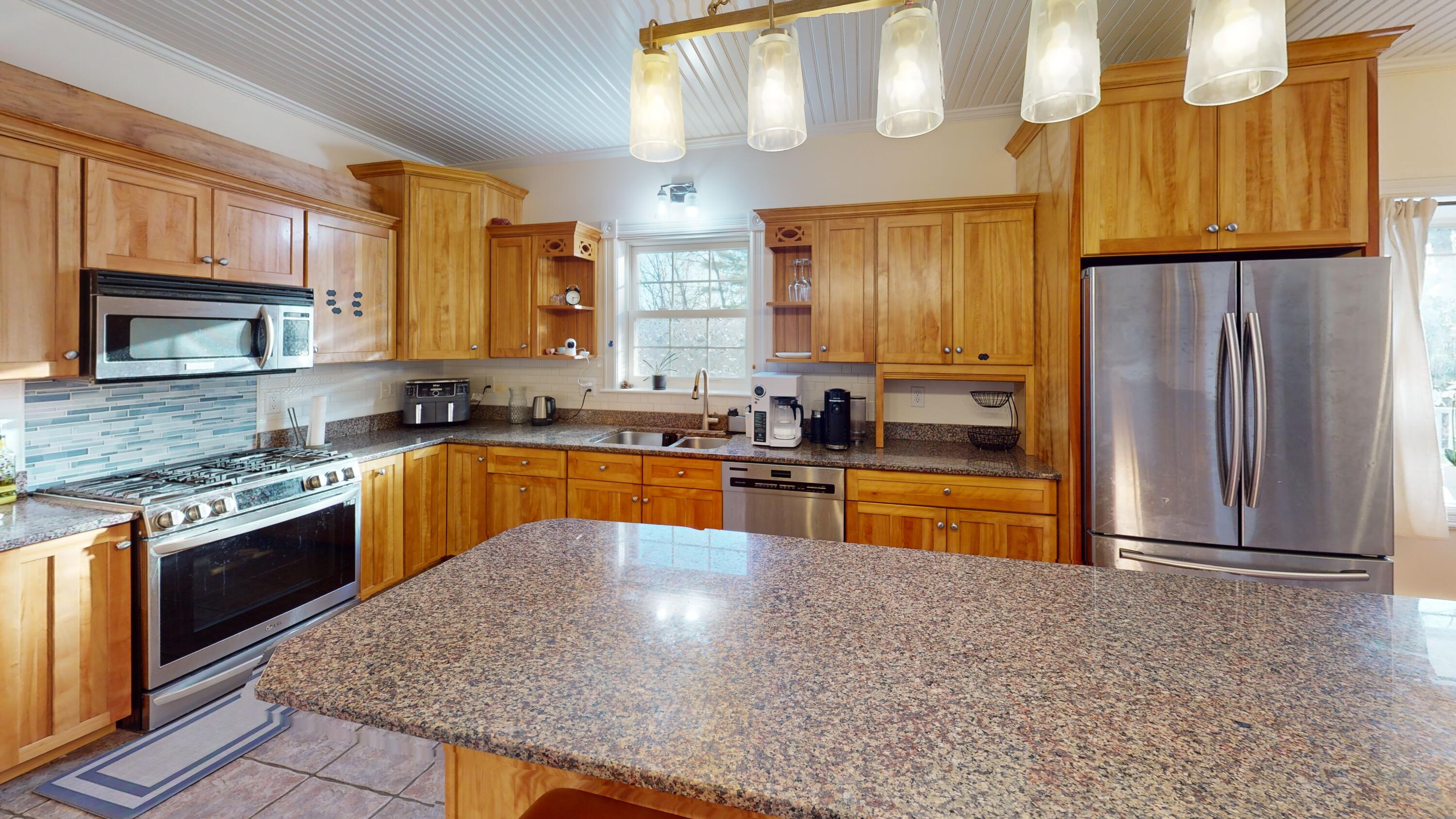 21 Longmeadow Drive Veazie ME 04401
