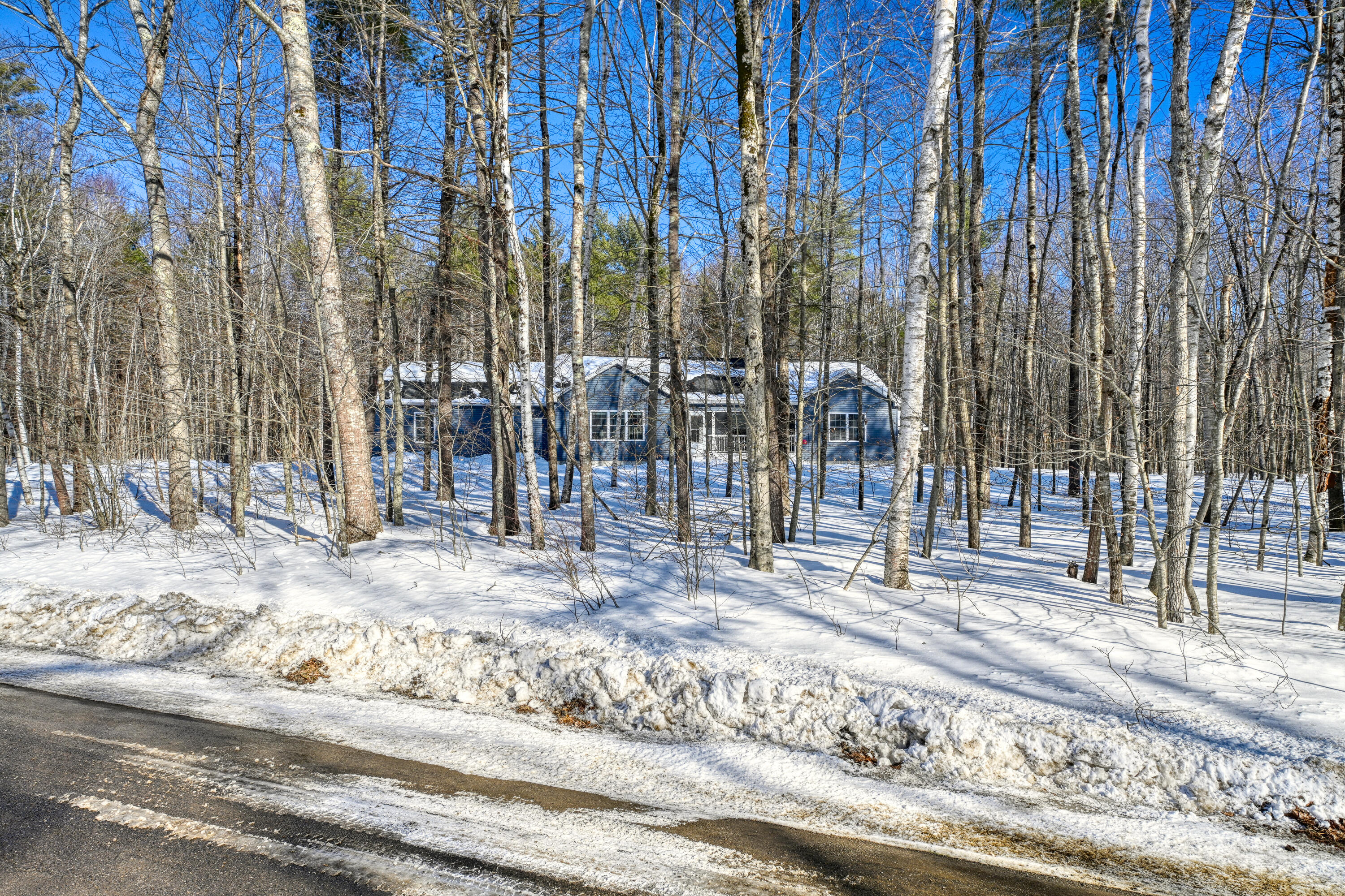 79 Lancaster Road Pittston ME 04345