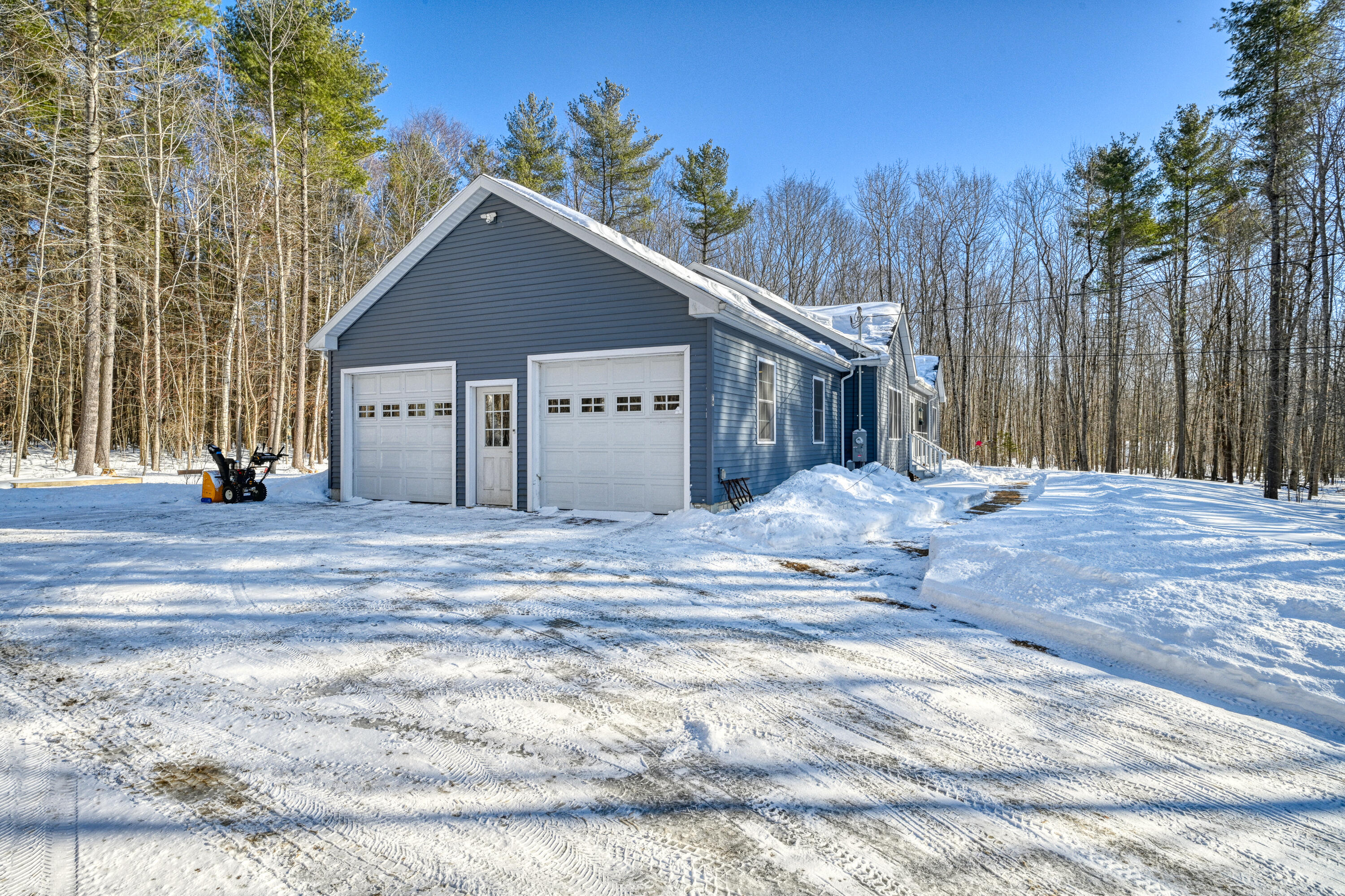 79 Lancaster Road Pittston ME 04345