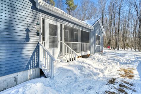 79 Lancaster Road Pittston ME 04345