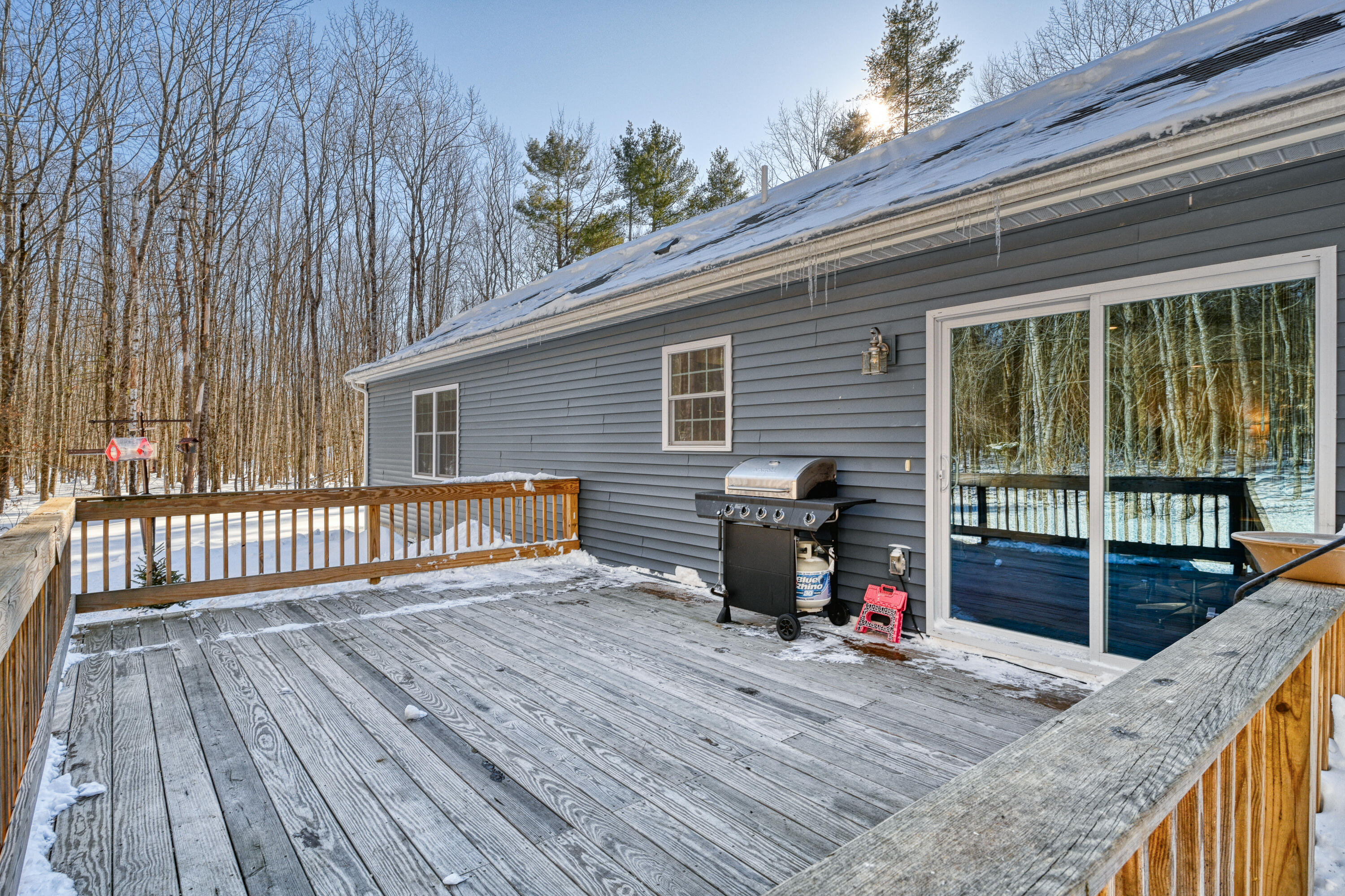 79 Lancaster Road Pittston ME 04345