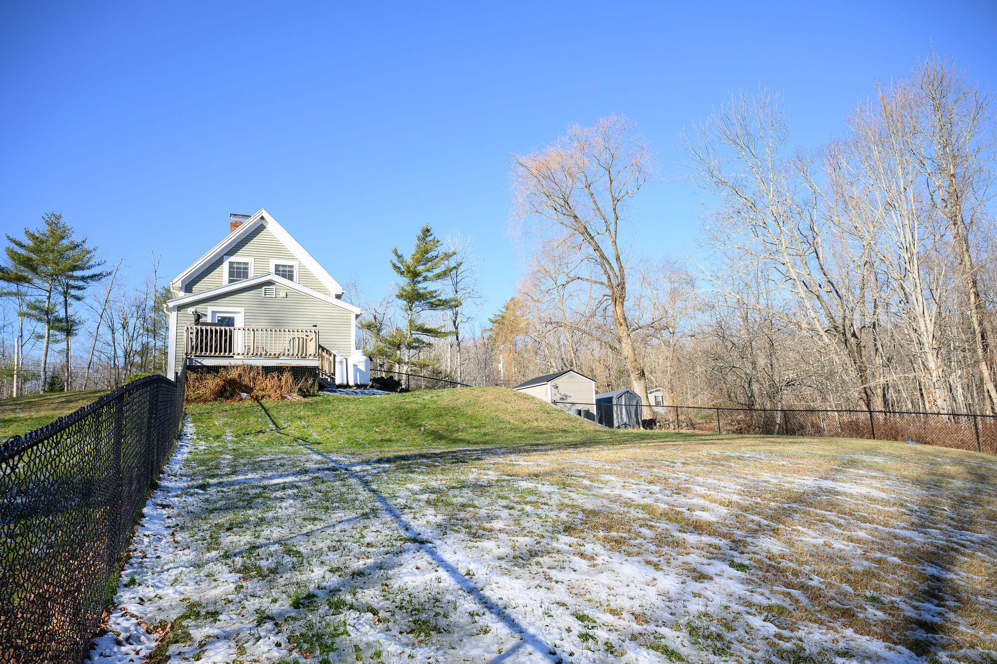 445 River Road Richmond ME 04357