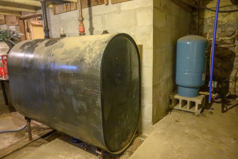 445 River Road Richmond ME 04357