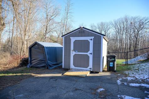 445 River Road Richmond ME 04357