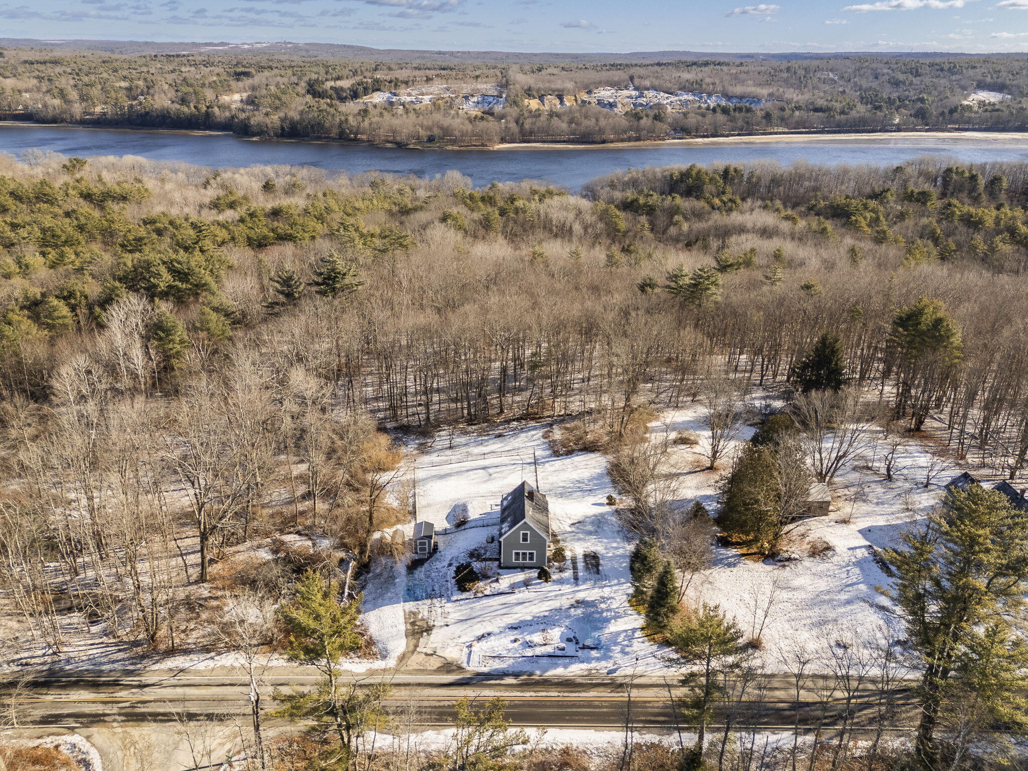 445 River Road Richmond ME 04357