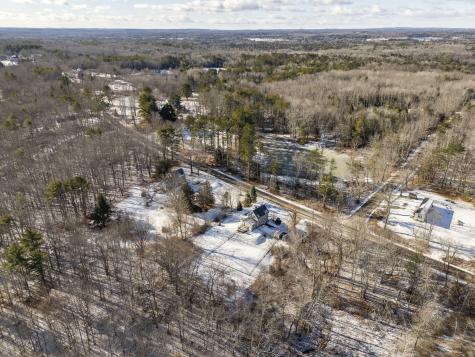 445 River Road Richmond ME 04357