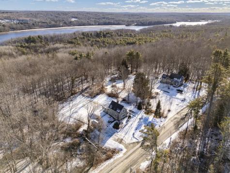 445 River Road Richmond ME 04357