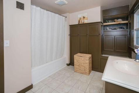 111 New Vineyard Road Farmington ME 04938