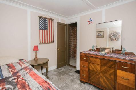 111 New Vineyard Road Farmington ME 04938