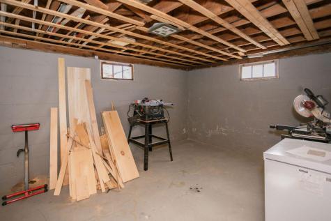 111 New Vineyard Road Farmington ME 04938