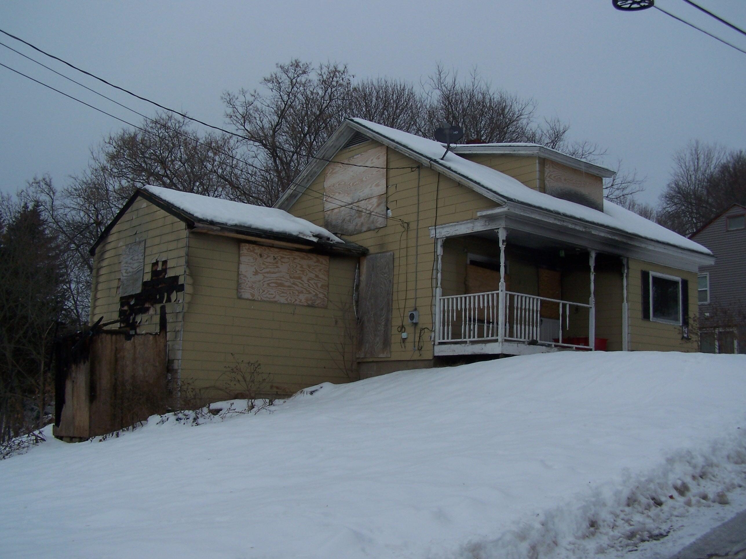 27 Baxter Avenue Auburn ME 04210