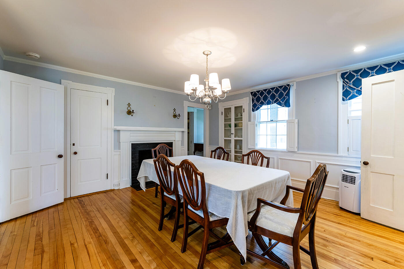 27 High Street Camden ME 04843