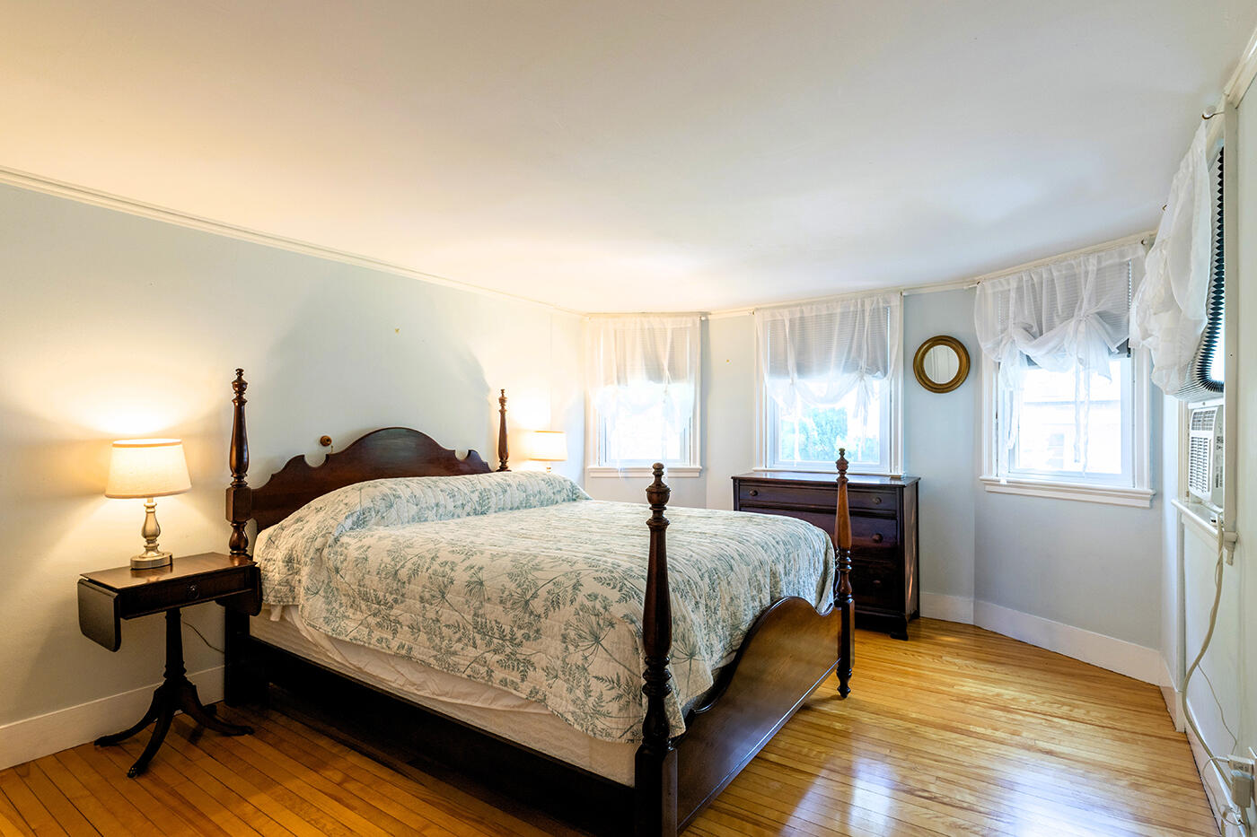 27 High Street Camden ME 04843