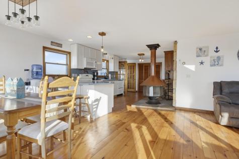 252 Seashore Avenue Portland ME 04108