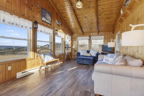 252 Seashore Avenue Portland ME 04108