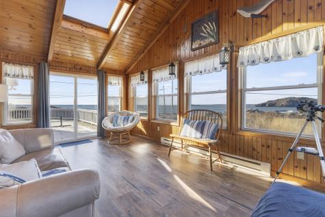 252 Seashore Avenue Portland ME 04108