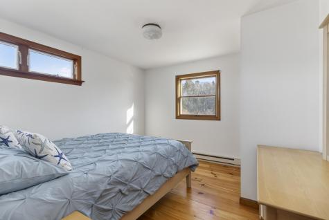 252 Seashore Avenue Portland ME 04108