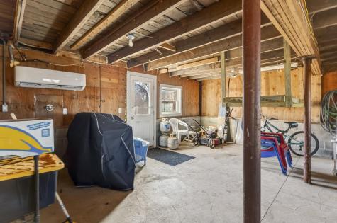 252 Seashore Avenue Portland ME 04108