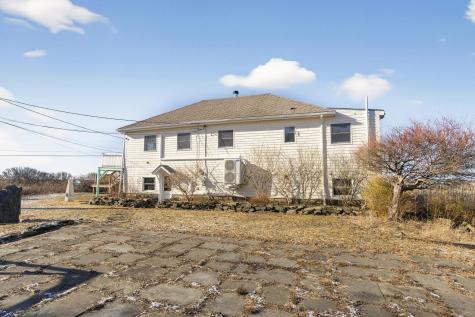 252 Seashore Avenue Portland ME 04108