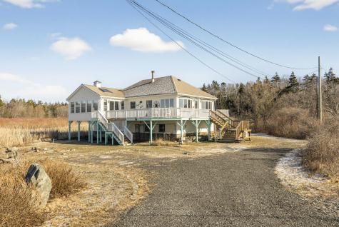 252 Seashore Avenue Portland ME 04108