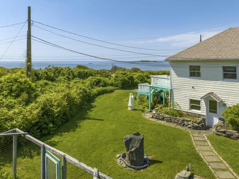 252 Seashore Avenue Portland ME 04108