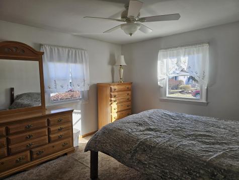 14 Jeannette Avenue Lewiston ME 04240