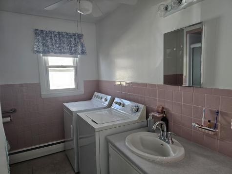 14 Jeannette Avenue Lewiston ME 04240