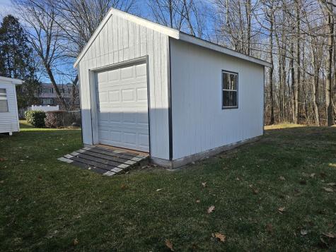 14 Jeannette Avenue Lewiston ME 04240