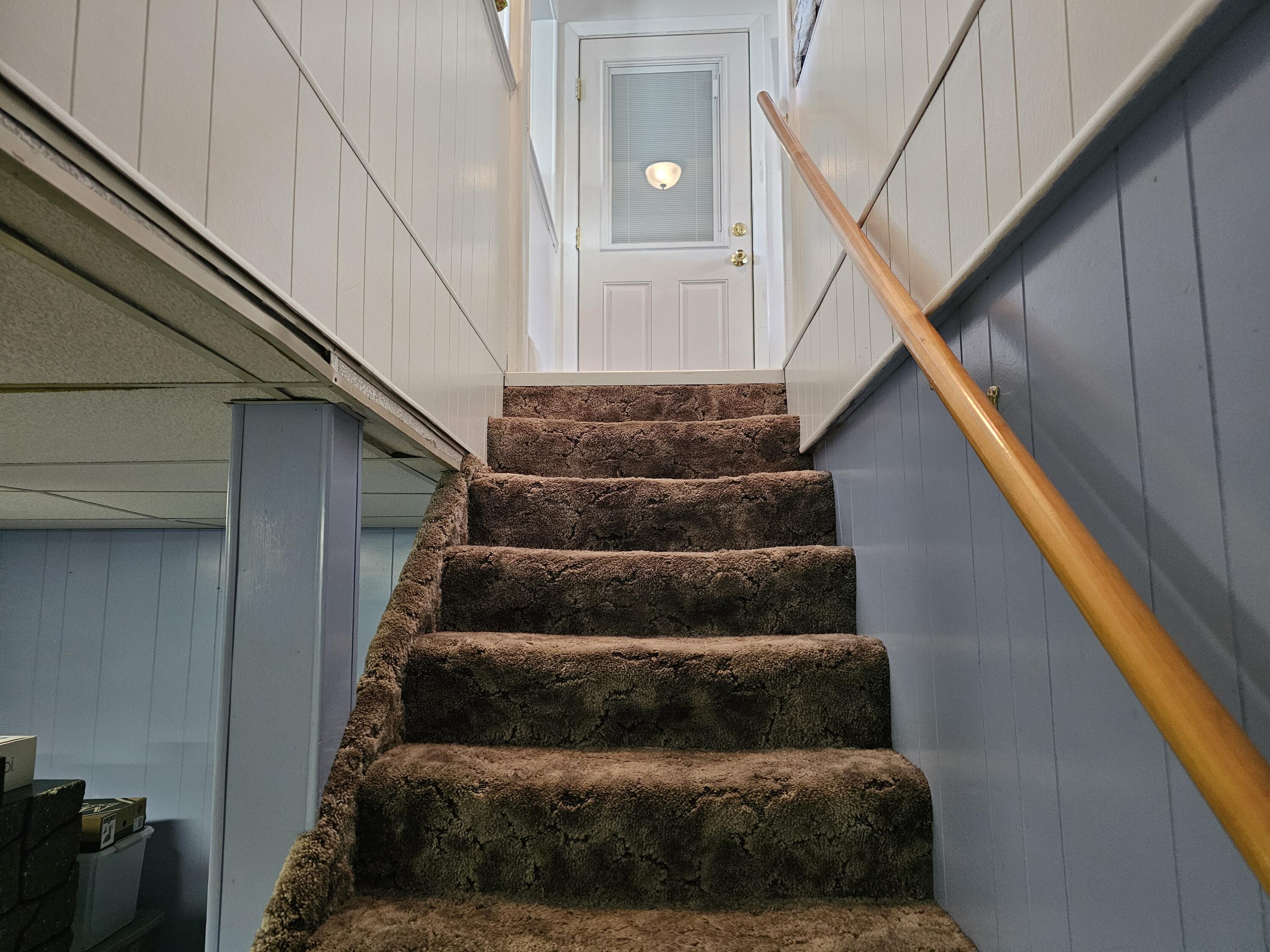 14 Jeannette Avenue Lewiston ME 04240