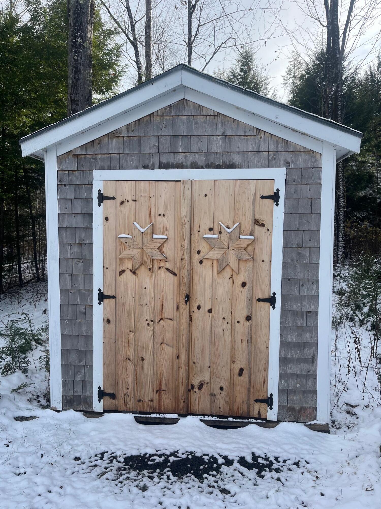 90 Gardiner Road Whitefield ME 04353