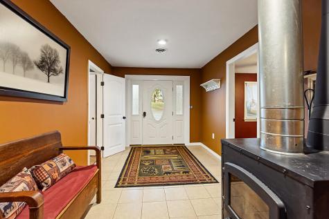 733 Middle Road Skowhegan ME 04976