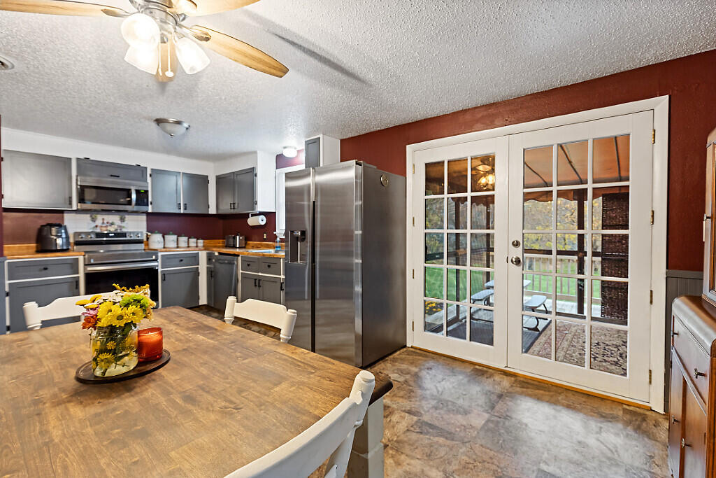 733 Middle Road Skowhegan ME 04976