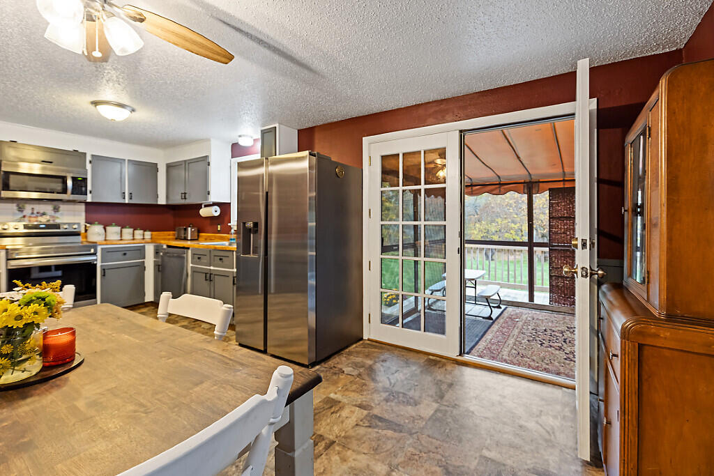 733 Middle Road Skowhegan ME 04976