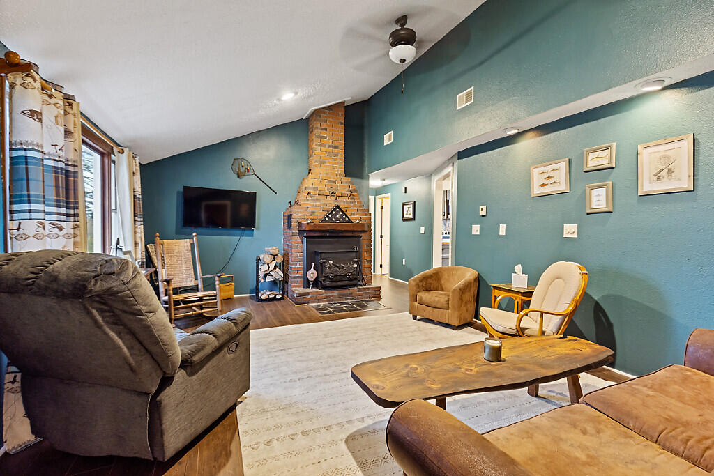 733 Middle Road Skowhegan ME 04976