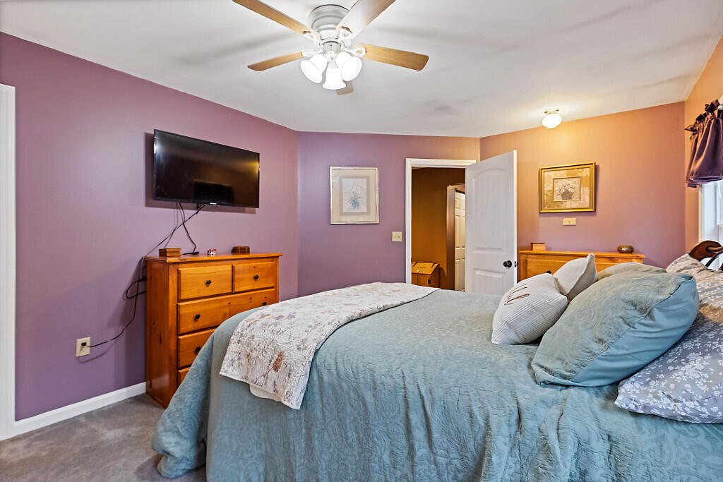 733 Middle Road Skowhegan ME 04976