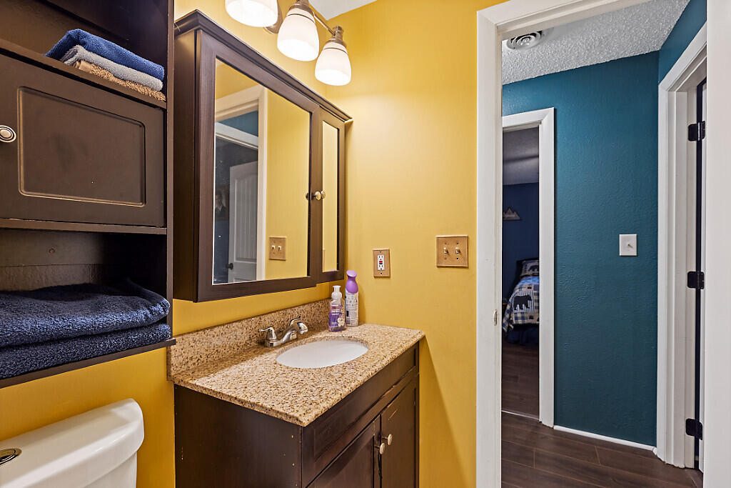 733 Middle Road Skowhegan ME 04976