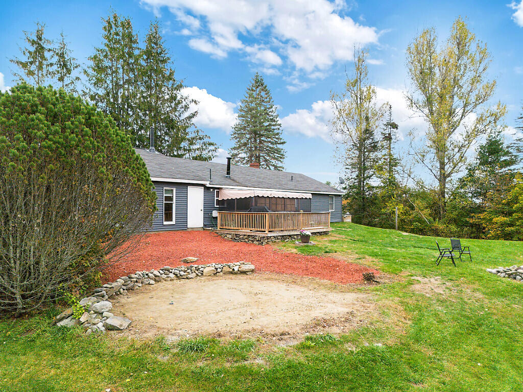 733 Middle Road Skowhegan ME 04976