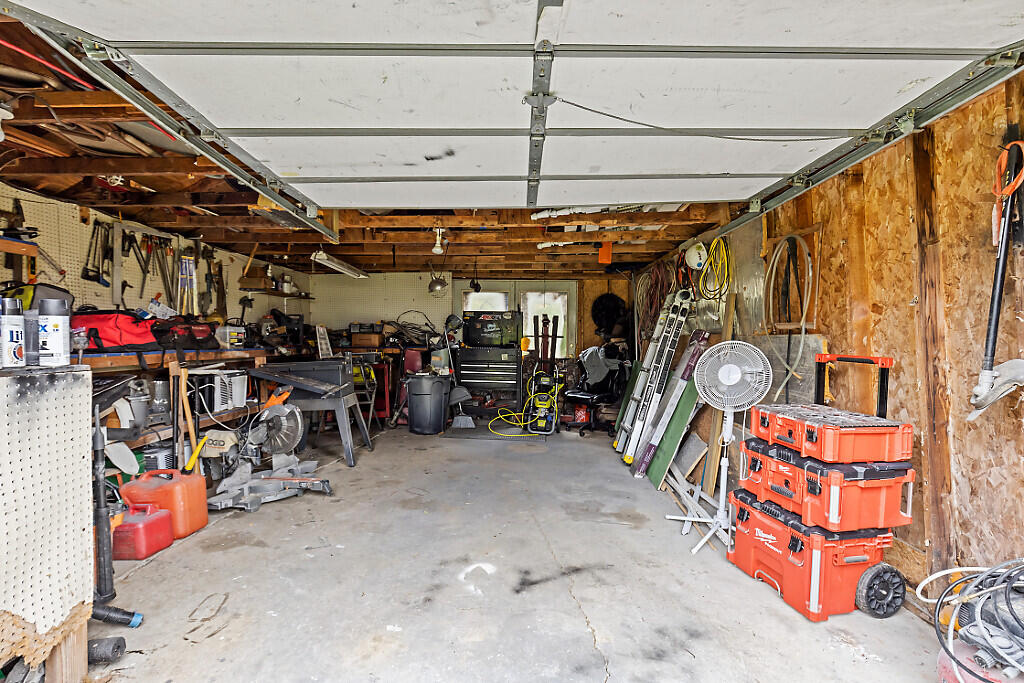 733 Middle Road Skowhegan ME 04976