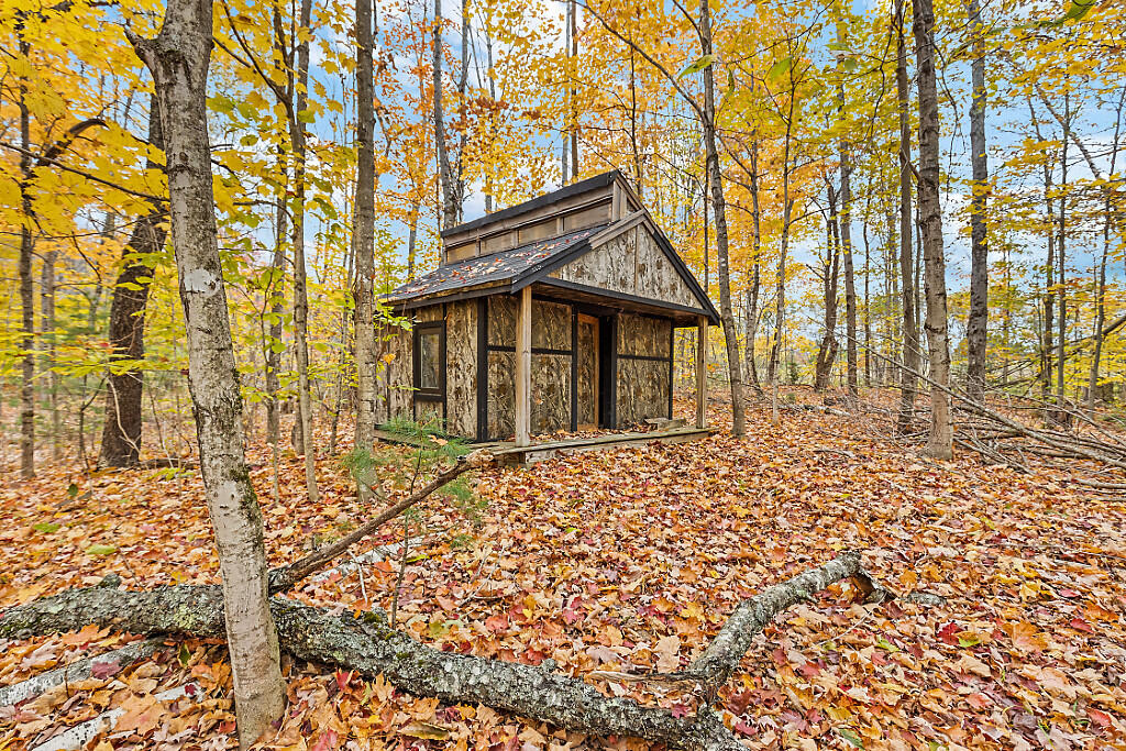 733 Middle Road Skowhegan ME 04976