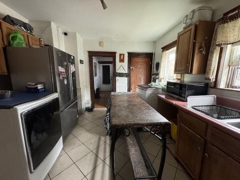 379 College Street Lewiston ME 04240